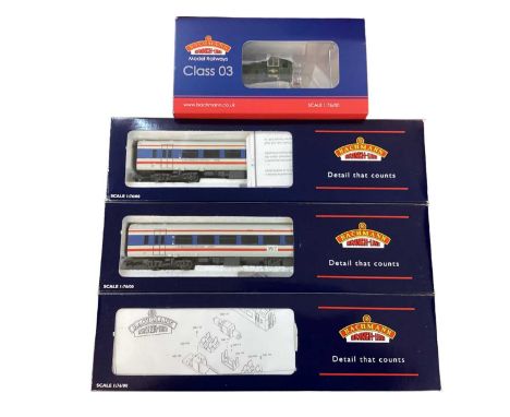 Bachmann OO Gauge 3 Car DMU Stage Coach No.31-512, BR Green Early Emblem Class 03 diesel shunter D2016 No.31-366, plus rollin