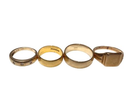 22ct gold wedding ring, 9ct gold wedding ring, 9ct gold diamond set band and 9ct gold signet ring (4)22ct gold ring weighs 5.
