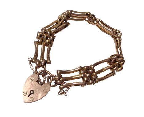 9ct gold gate bracelet with padlock claspWeight 17.4 grams