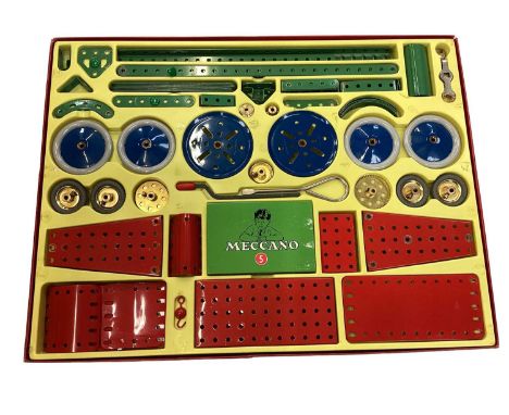 Selection of children's toys minibrix, Meccano Outfit no.0 and no.5, Bayko Building Outfit no12, table tennis set, miniature 