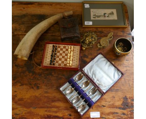 Collectables to include lions head brass knocker 