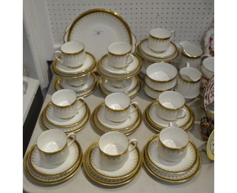 A Paragon Athena pattern part tea service