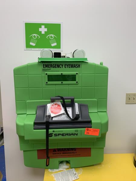 Emergency Eye Wash Station, By Sperion, Model: ANSIZ2358-1-2009 / Pure