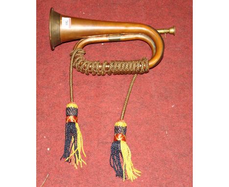 A vintage copper and brass bugle, 31cm