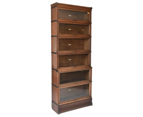 Globe Wernicke - A vintage early 20th century oak six-tier sectioned barristers bookcase / library stacking cabinet. The book