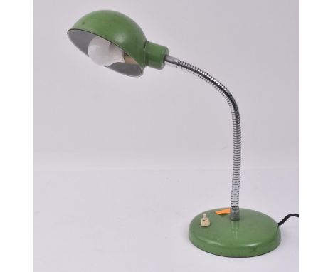 A mid century Italian gooseneck desk lamp light. The light having a green enamel domed shade and circular base. Sold as untes