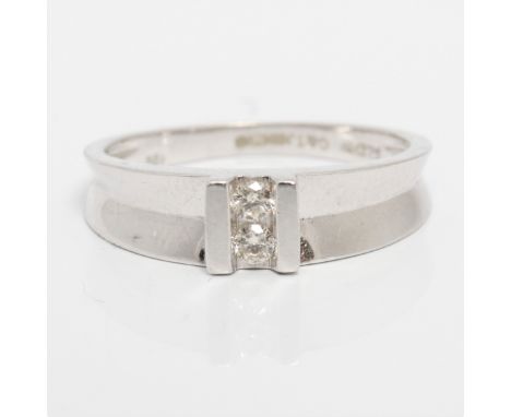 A hallmarked 9ct white gold two stone diamond ring, set with two round brilliant cut diamonds, total diamond weight approx. 0