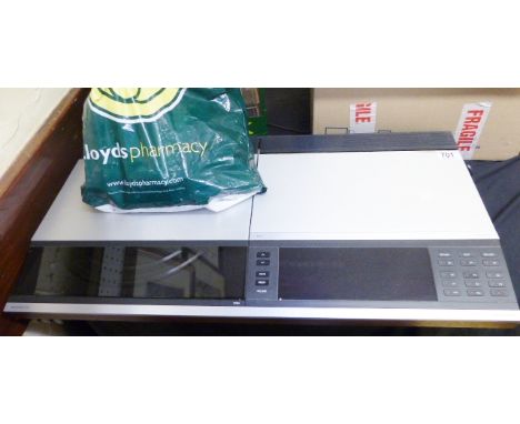 BANG & OLUFSEN. Band & Olufsen Beo Centre 7700 record deck, cassette player and amplifier 