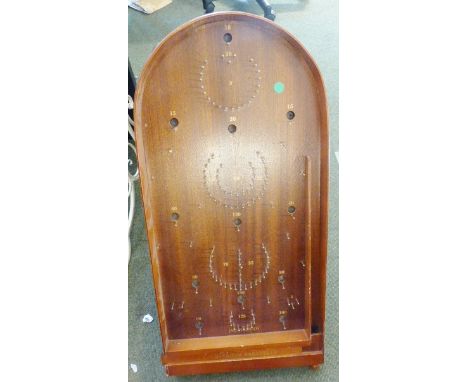 BAGATELLE. Wood Jaques Of London, Hit A Pin Bagatelle