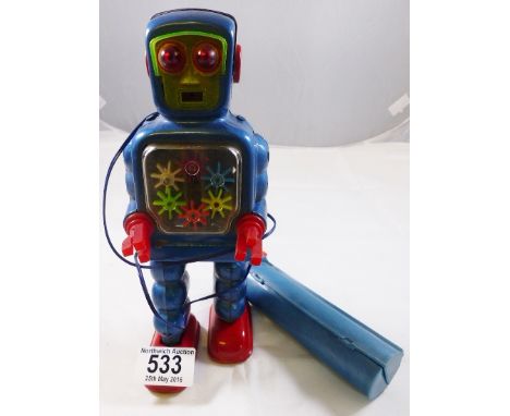 TINPLATE ROBOT. KO Japan tinplate robot, H ~ 23cm
