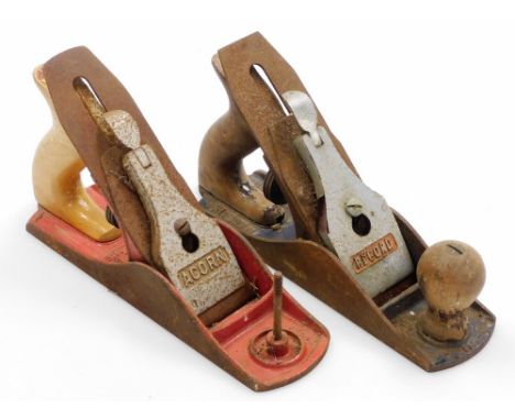 Two wood planes, to include a Charman Tools by Stanley Acorn blade and a Record wood plane. (2)