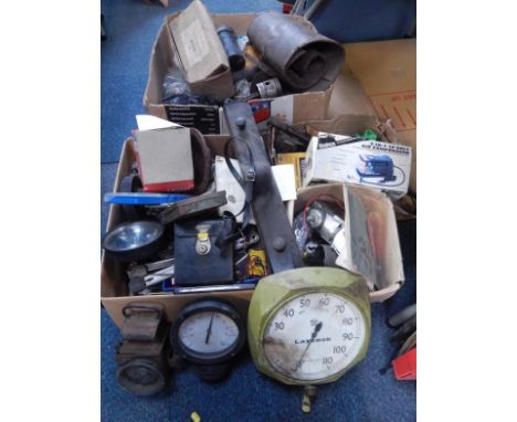 Autoparts spares, and equipment with certain items pertaining to British Leyland, Daimler, etc, gauges, spotlights, and a Pir