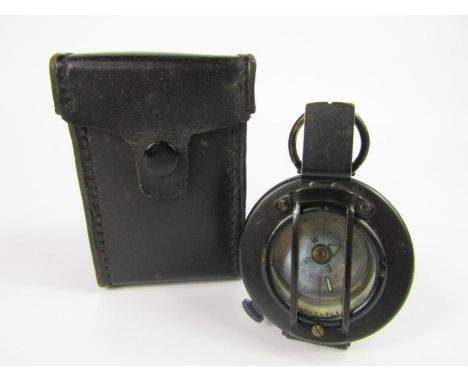 A T G Co Ltd military compass, Mk III 1942, No B177613, boxed.