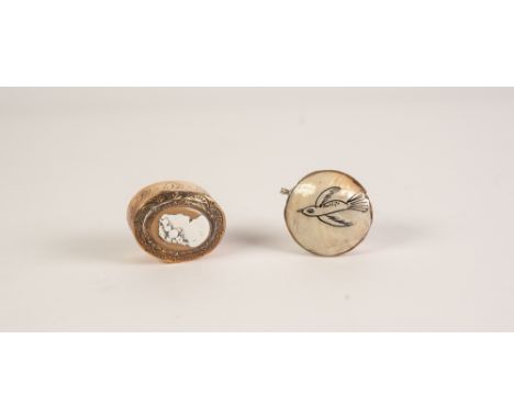 A VICTORIAN COPPER ALLOY OVAL SNUFF BOX, the hinged cover centred with a cameo, within an engraved surround and a WHITE METAL