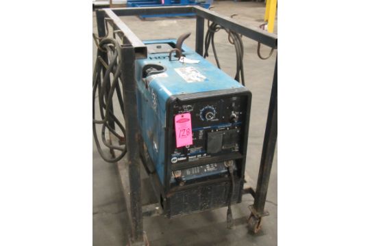 Miller Bobcat 250NT Portable Gas Welder Generator - Mig, Stick, DC Tig