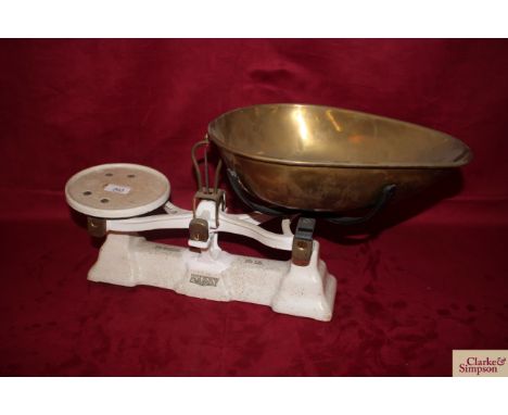 A set of W T Avery shop scales to weigh 10lbs with brass tray