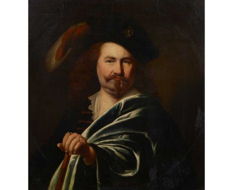 17TH CENTURY DUTCH SCHOOL PORTRAIT OF A GENTLEMAN WITH A PLUMED HAT Feigned oval, oil on panelDimensions:68cm x 80cm (22.75in