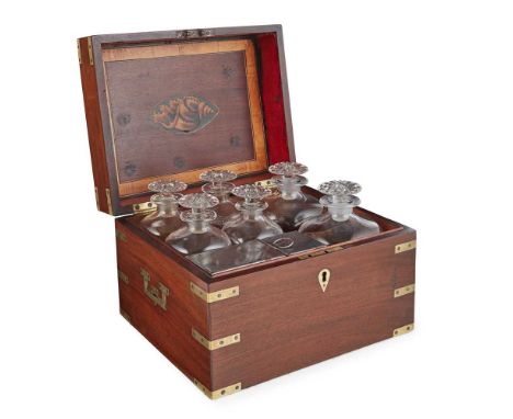 GEORGIAN MAHOGANY BRASS MOUNTED DECANTER BOX EARLY 19TH CENTURY of plain rectangular form with brass bound corners and recess
