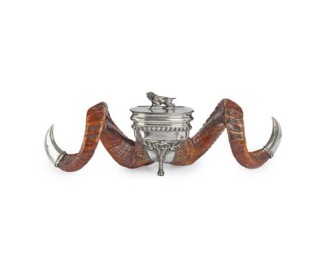 LARGE VICTORIAN SILVER-PLATE MOUNTED RAM'S HORN TABLE SNUFF MULL 19TH CENTURY the horns united by a central oval silver-plate