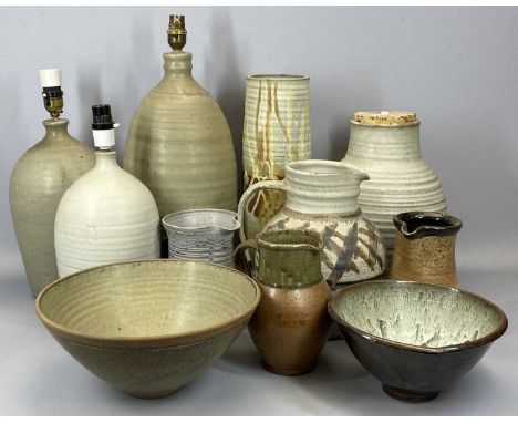 GROUP OF ELEVEN PIECES OF STUDIO POTTERY, makers including Stephen Llewellyn, John Leach Mucheleney, Tony Gant, Prickwillow a