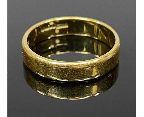 18CT WELSH GOLD WEDDING BAND, size M, 3.7gmsProvenance: private collection Conwy 