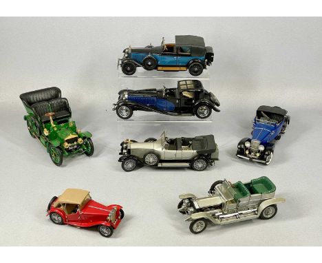 FRANKLIN MINT DIECAST PRECISION MODELS, 1930 Bugatti Royale Coupe Napoleon in blue/black, 1905 Rolls Royce 10HP in green, 194