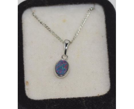 Fine silver chain and opal pendant