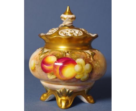 Royal Worcester hand painted pot pouri jar fruit decoration. Reticulated cover. Marked 261 to base. H11cms approx.