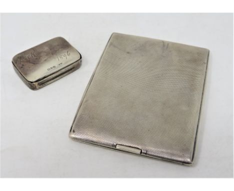 A VICTORIAN SILVER VESTA CASE, JOHN MILLWARD BANKS, BIRMINGHAM, 1895 oblong, box form, the lid engraved 'Dick / 1896', 4.8cm 