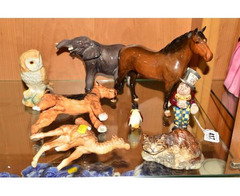 A GROUP OF BESWICK/ROYAL DOULTON FIGURES/ANIMALS, to include, 'Mad Hatter' No2479 (chips to hat), 'Cheshire Cat' No2480 (chip