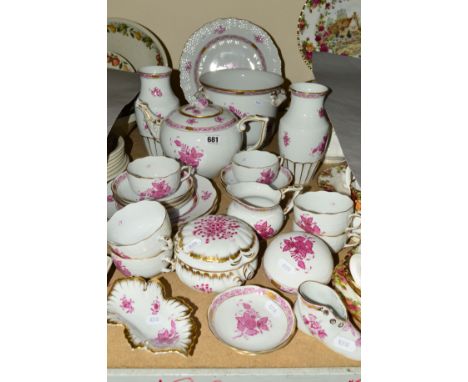 HEREND OF HUNGARY, a part teaset to include teapot, six cups, six saucers, three plates and milk jug, together with a Jardini