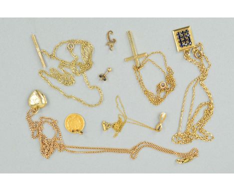 A MISCELLANEOUS JEWELLERY COLLECTION to include a square sapphire set plaque pendant and chain, a heart locket and chain, a p