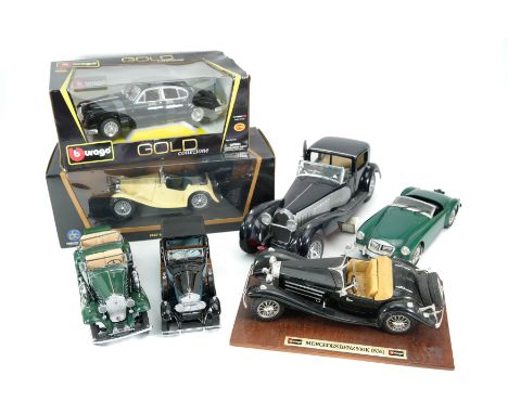 A Road Signature Collection 1947 MG TC Midget scale model, a 1959 Burago 1:18 Jaguar Mark II; 1932 Cadillac V-16 (green); 192