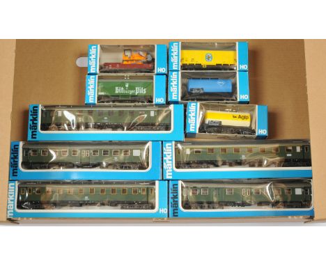 Marklin Ho Coaches and Wagons - to include 4424, 4414. 4145 4132 plus others. Conditions: Excellent to Excellent Plus in Exce
