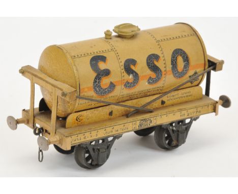 Bassett-Lowke O Gauge "Esso" Tanker - Couplings and Buffers appear to be aftermarket. Conditions: Some shrinkage to varnish o