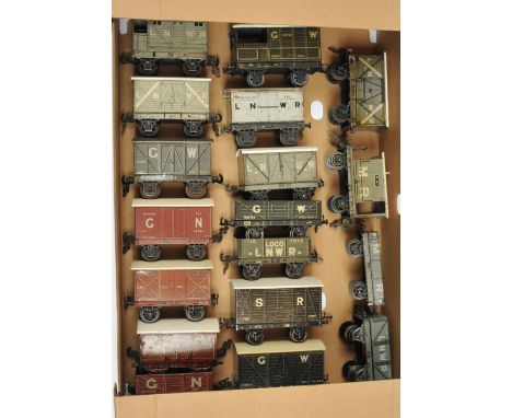 Bassett-Lowke Group of Wagons - Vans and Hopper wagons, Some variation in coupling mechanics. Conditions: Good to Excellent.