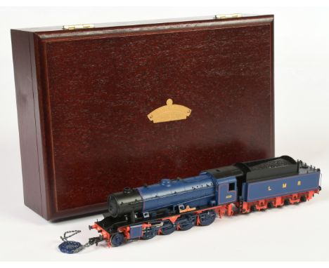 Bachmann 32-250 (Limited Edition) 2-8-0 Longmoor Military Railway lined blue livery Austerity Class Steam Locomotive No. 400 