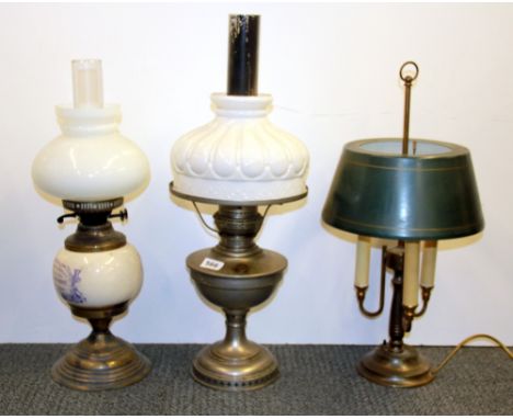 Two vintage oil lamps and a desk lamp, tallest H. 64cm.