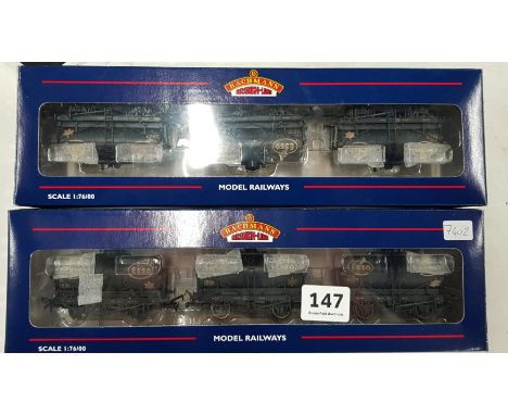 2 X BACHMANN 37-666B 14 TON TANK WAGONS ESSO BLACK