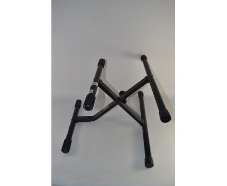 STAGG SHORT AMPLIFIER STAND