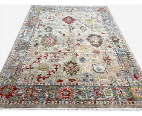 FINE CONTEMPORARY SULTANABAD DESIGN CARPET, 305cm x 242cm. 