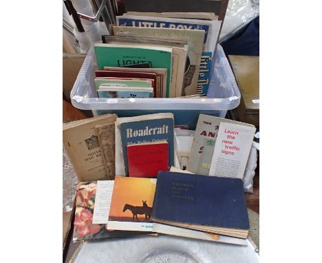 A COLLECTION OF VINTAGE BOOKLETS and printed ephemera, some on 1950s (and later) cars, maps and similar