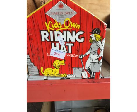 RIDING HELMET