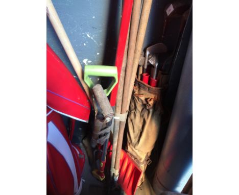 SPADE, FORK, SNOW SHOVEL, BLOCK PAVING, WEED REMOVAL TOOL