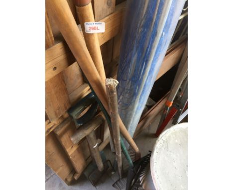 GARDEN TOOLS