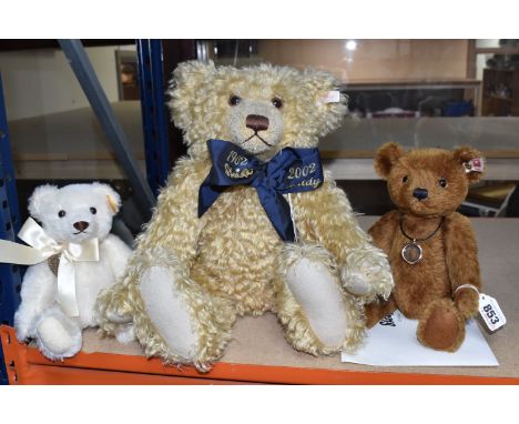 THREE STEIFF TEDDY BEARS, comprising 'The World's First Teddy Bear' no 664946, Danbury Mint exclusive, limited edition 1075/1