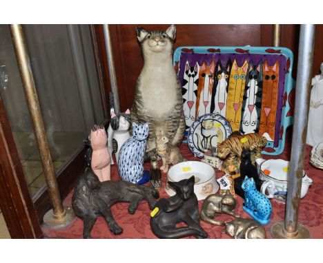 A COLLECTION OF CAT ORNAMENTS to include a Staffordshire tiger, a British Museum replica blue cat, two Suzie Marsh reclining 