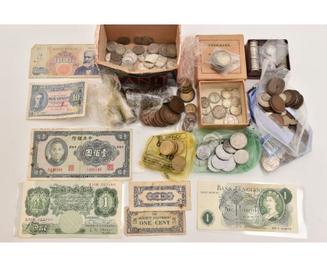 A BOX LID OF MIXED COINS, to include Silver Threepence coins, Victoria-George VI, other Silver, an X55K LK O'Brien One Pound 