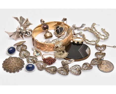 AN ASSORTMENT OF WHITE METAL JEWELLERY, to include two necklaces, two bracelets, a brooch, two pendants, two pairs of earring