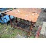 Mobile welding bench.